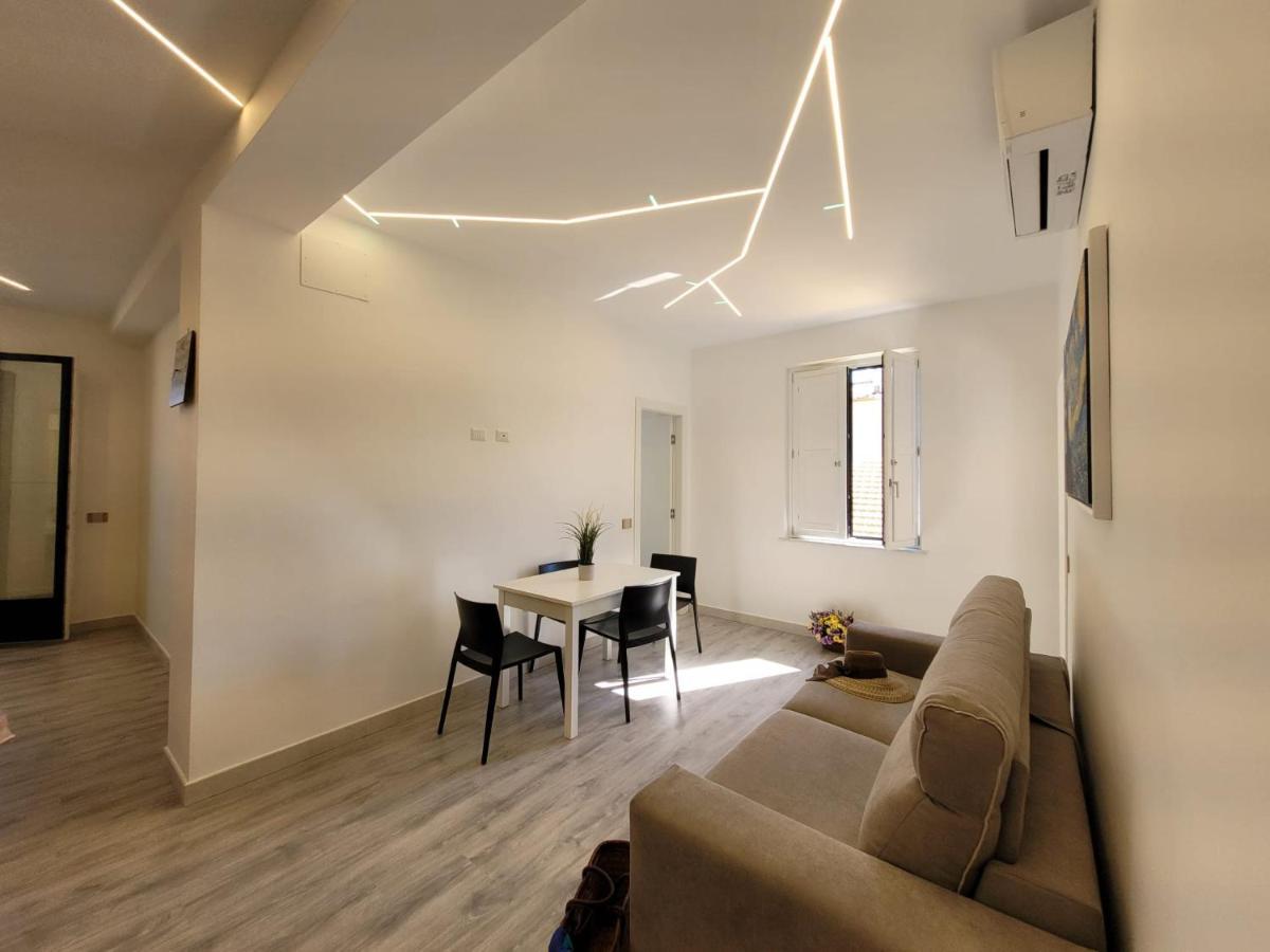 Sara Luxury Apartment 3 索伦托 外观 照片
